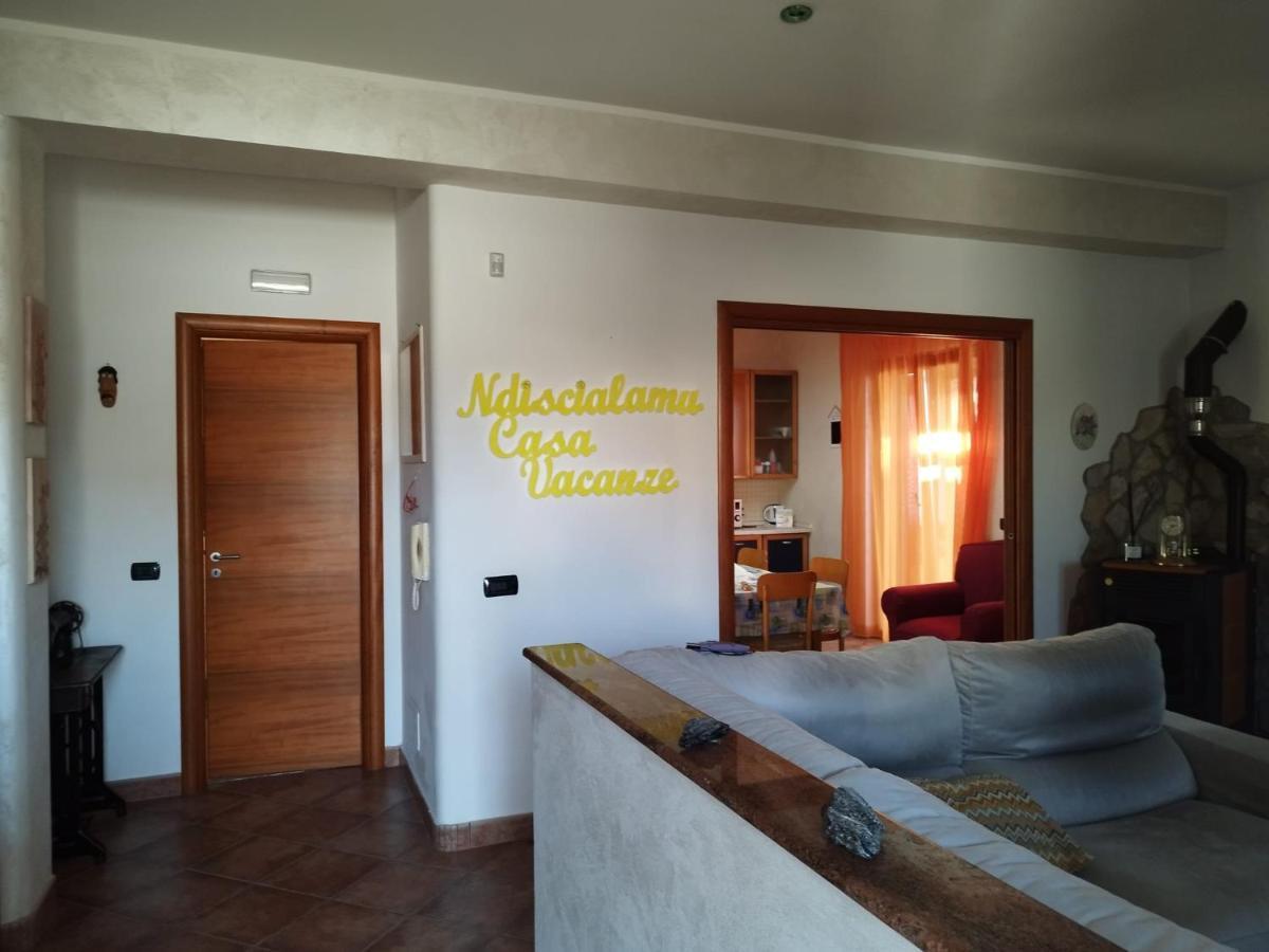 Ndiscialamu Casa Vacanze Palmi Eksteriør billede